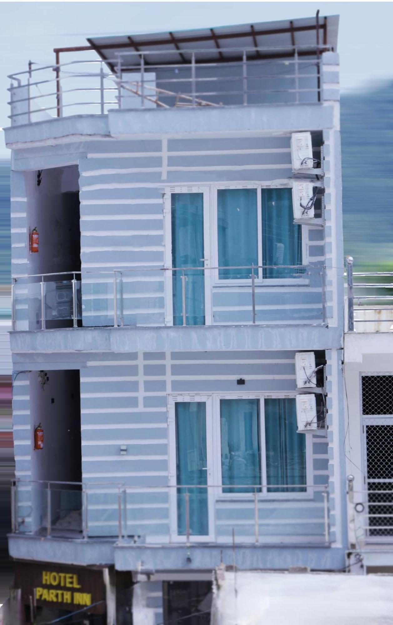 Hotel Parth Inn Rishīkesh المظهر الخارجي الصورة