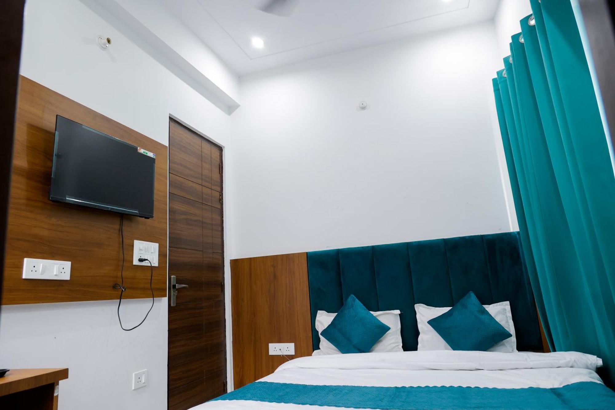 Hotel Parth Inn Rishīkesh المظهر الخارجي الصورة