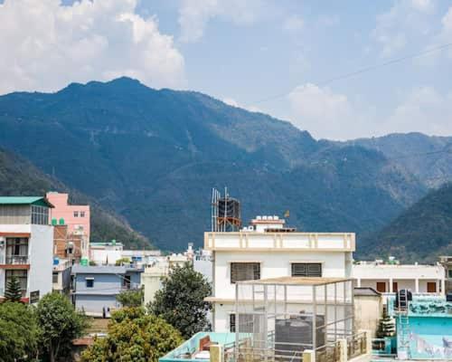 Hotel Parth Inn Rishīkesh المظهر الخارجي الصورة