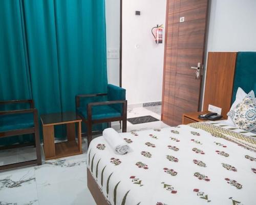 Hotel Parth Inn Rishīkesh المظهر الخارجي الصورة